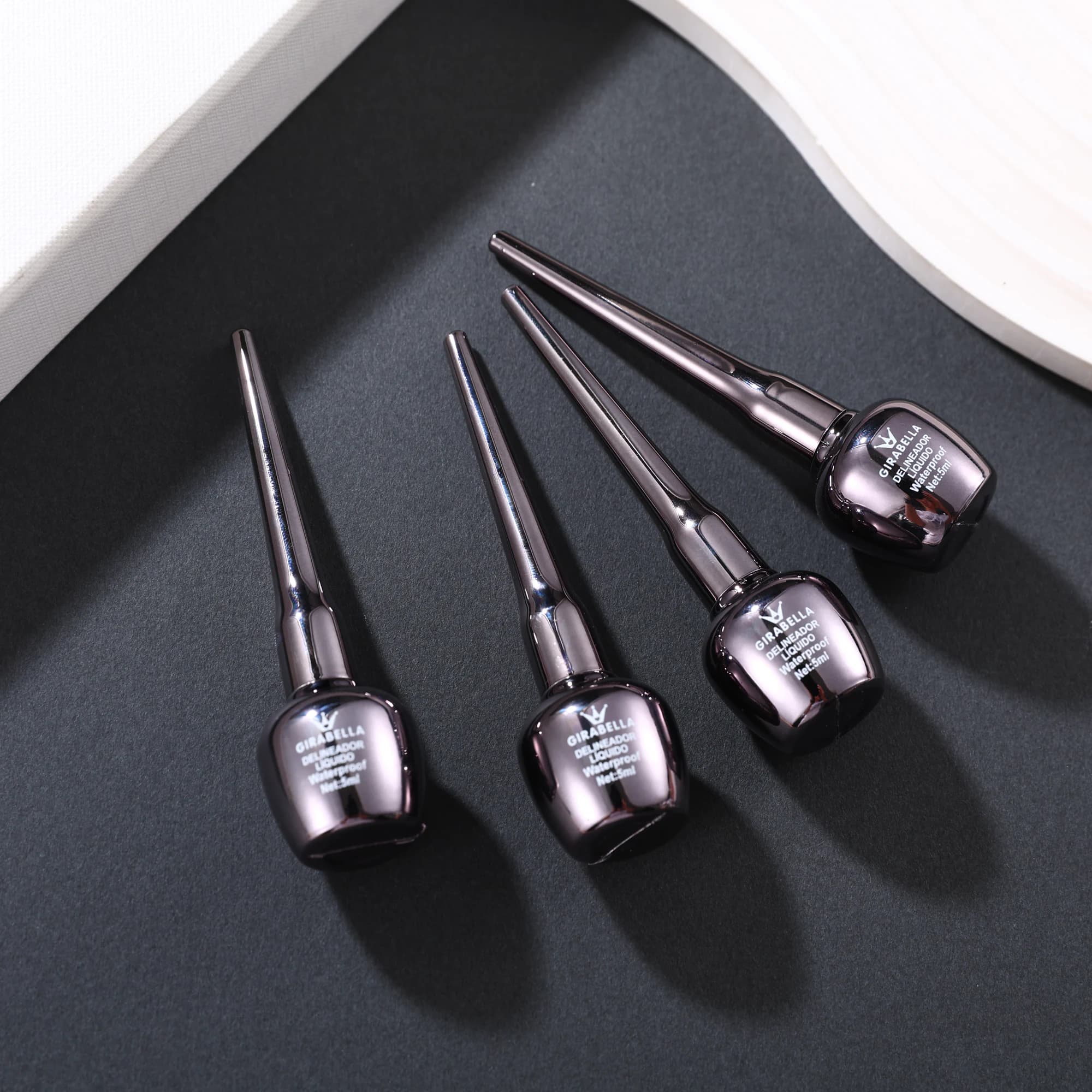 Black Liquid Eyeliner 4