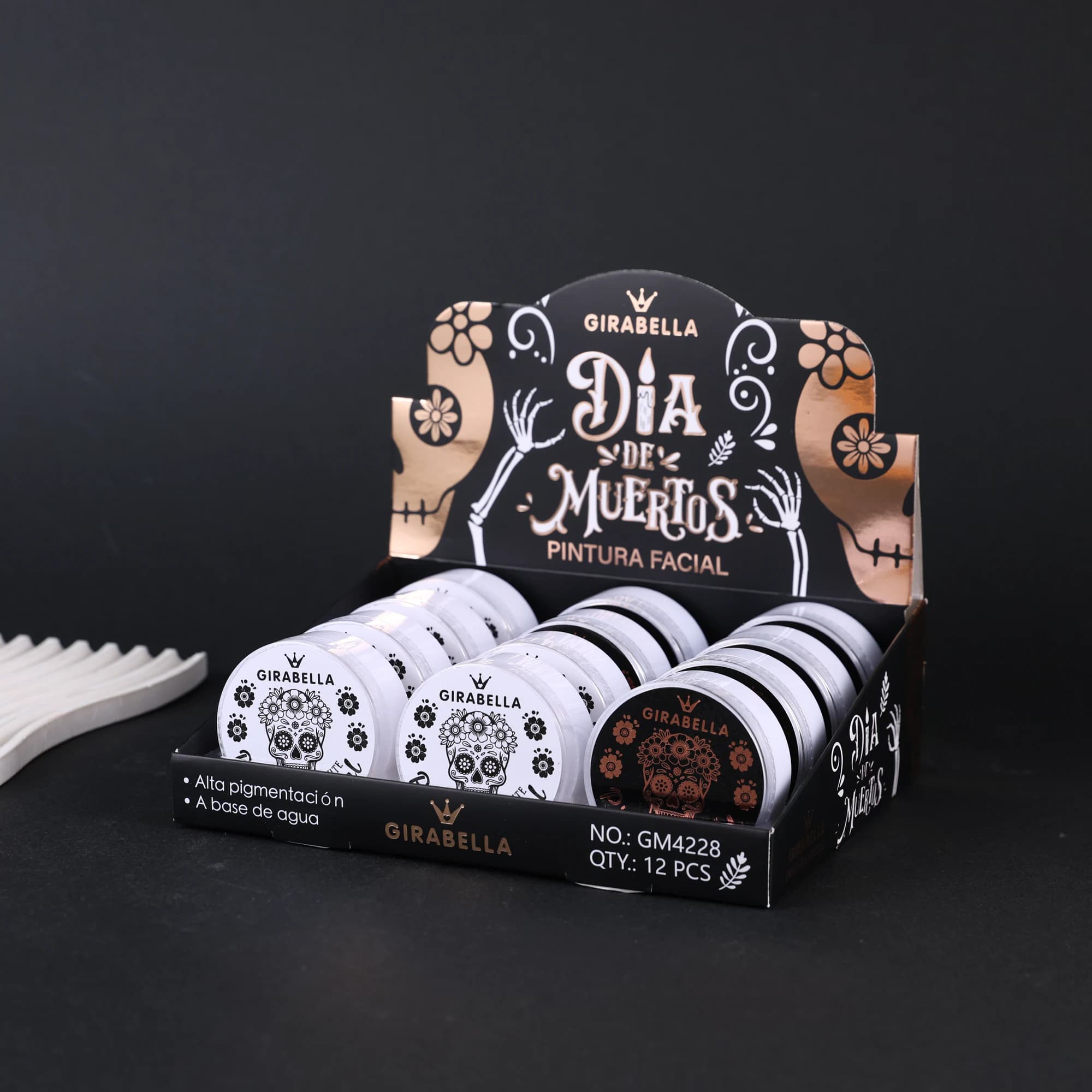 Black & White Makeup Base Duo 2